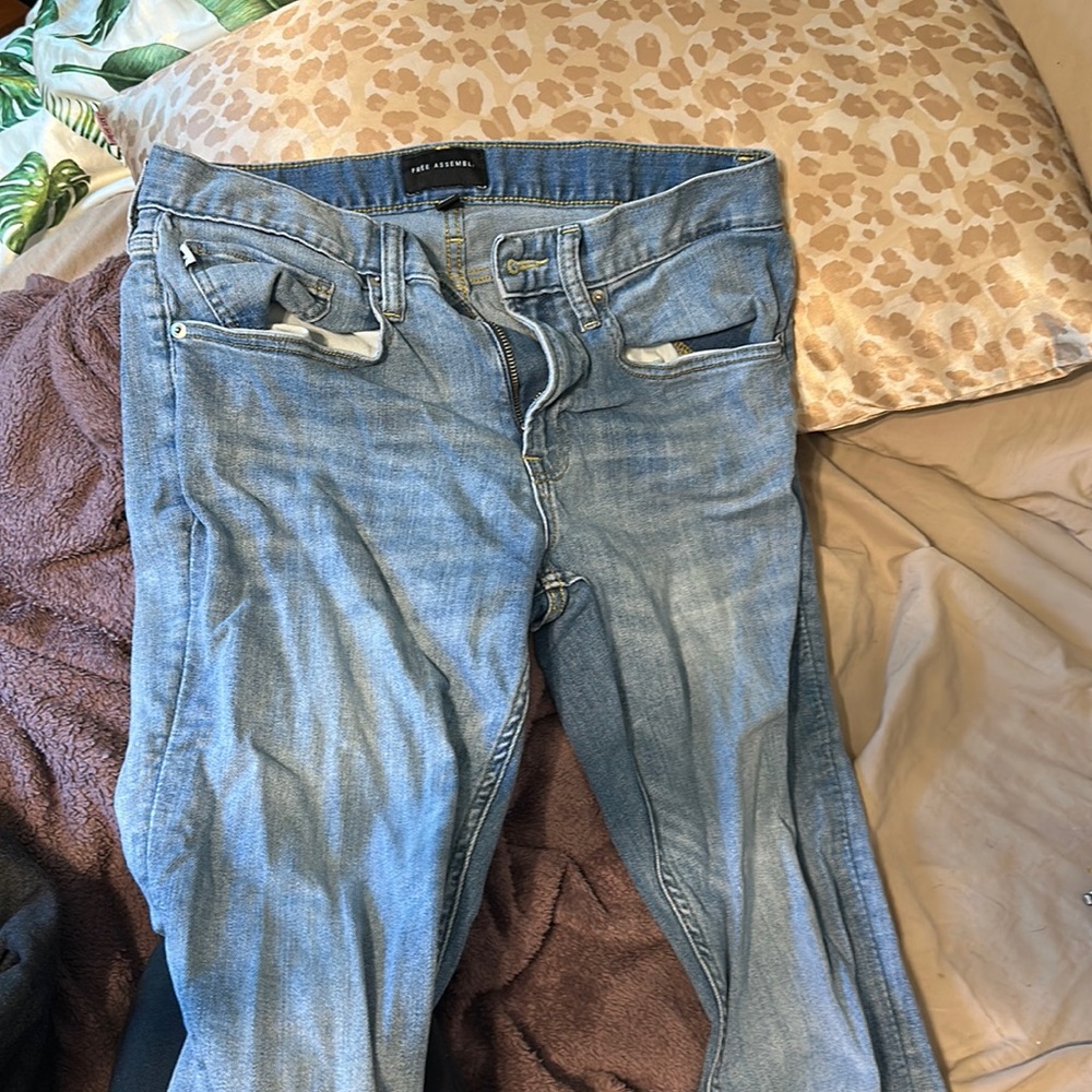 Free assembly men’s jeans